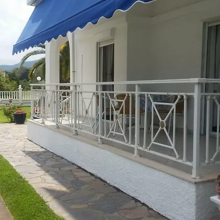 Panorama * Paralía Skotínis