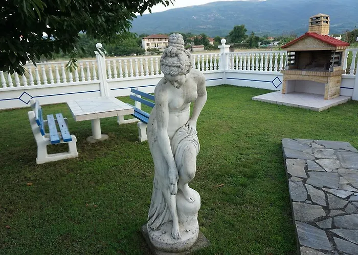 Panorama * Paralía Skotínis